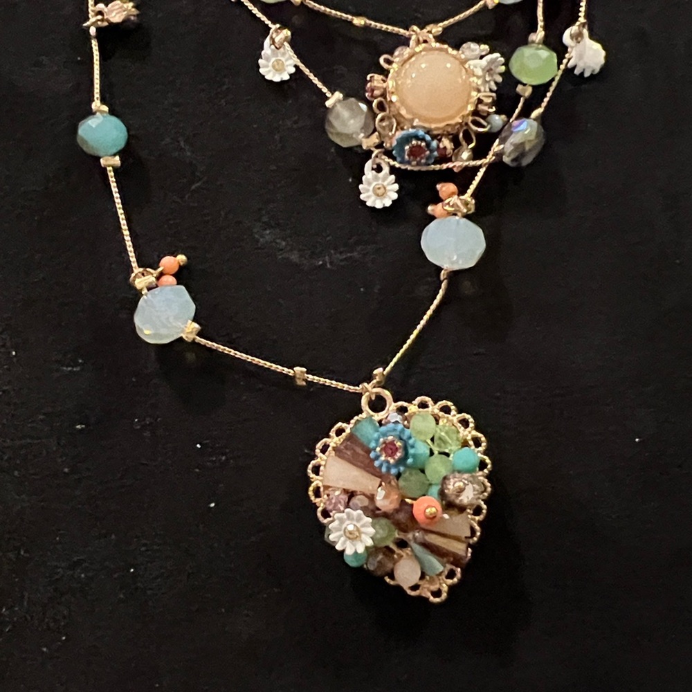 Betsy Johnson statement necklace multi strand - Picture 2 of 3